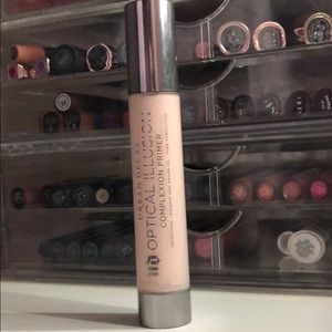 Urban decay optical illusion primer